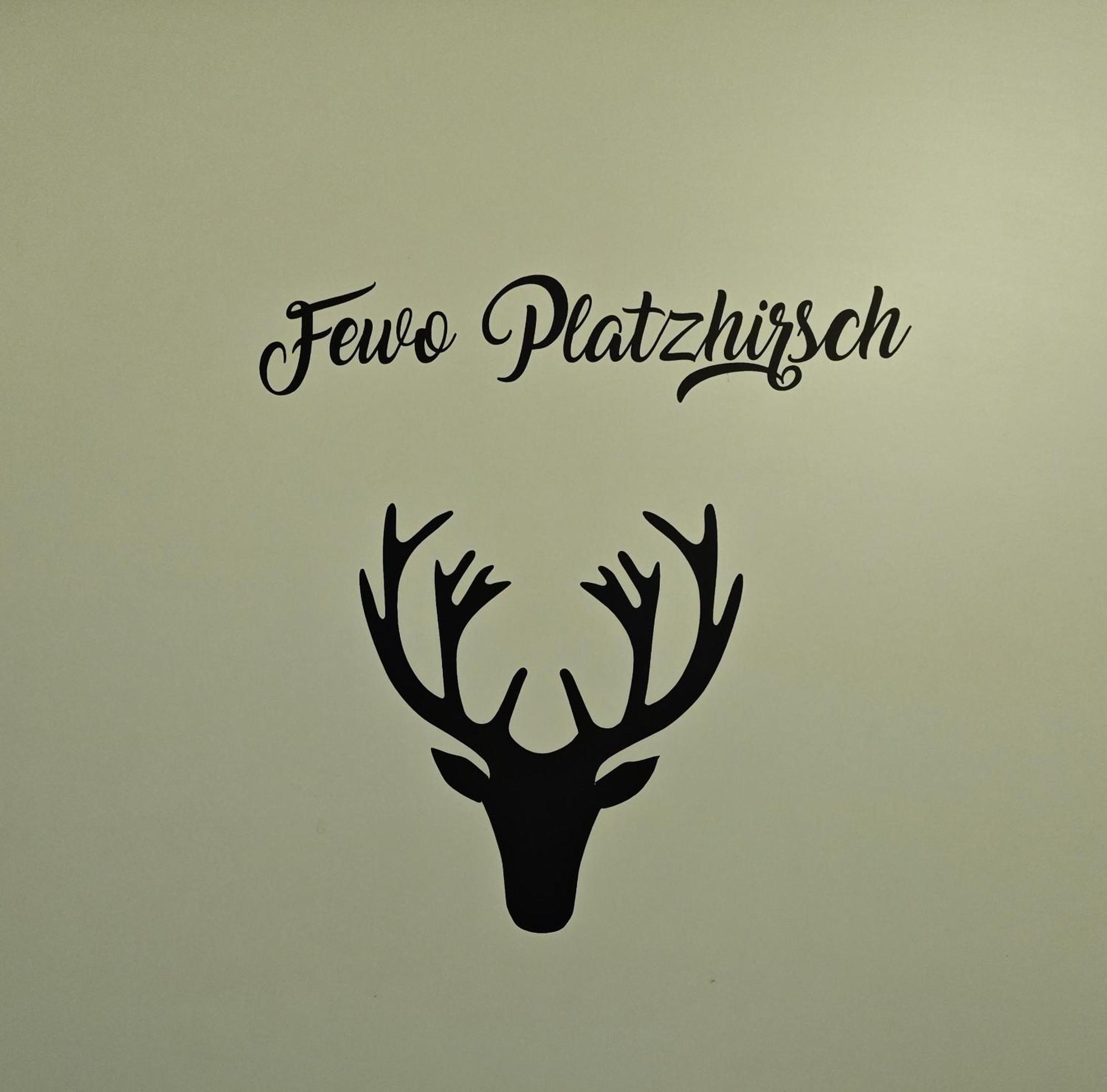 Platzhirsch Fuer 2 - 4 Pers.